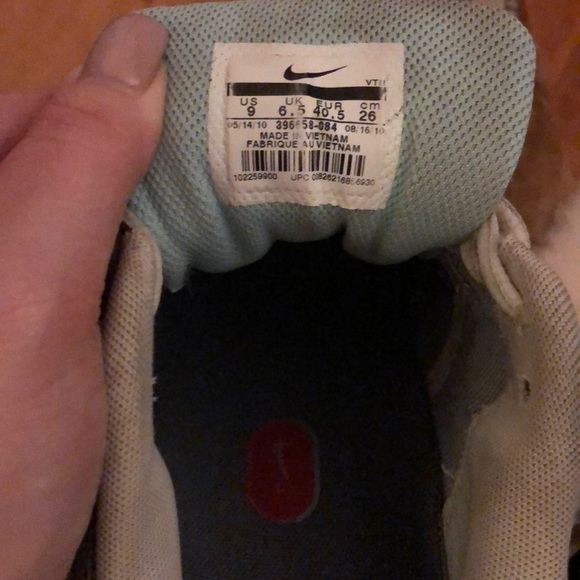 Nike Shocks running shoes - Picture 6 of 6